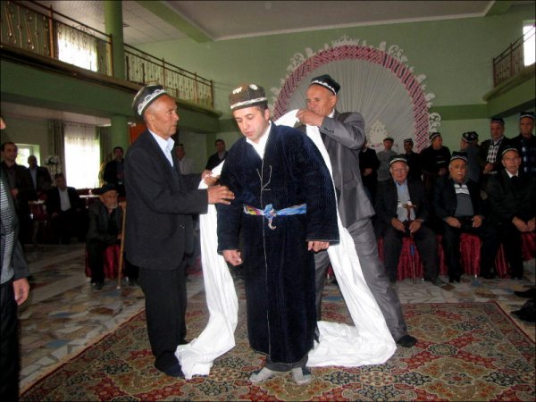 Наследники Довуда из таджикского Ашта: Кузнечное дело не терпит фальшивок