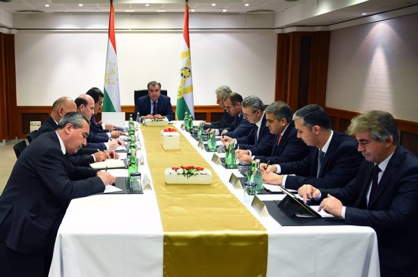 Президент поставил перед послами Таджикистана в странах Европы новые задачи