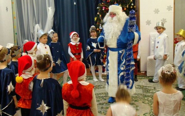 Минобразования Таджикистана: никаких решений о запрете новогодних утренников в детсадах не принималось