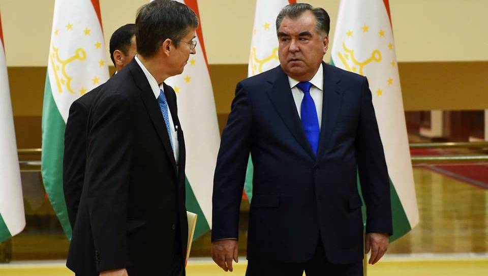 Эмомали Рахмон надеется, что Всемирный банк поддержит Таджикистан в условиях кризиса