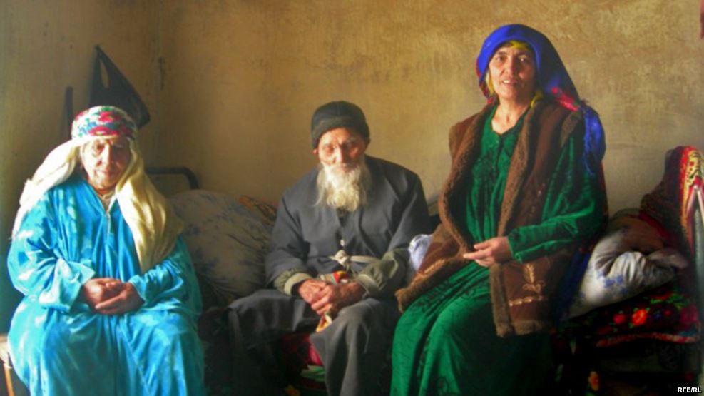 В Таджикистане женщины живут дольше мужчин