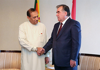 Президент Таджикистана встретился с председателем парламента Шри-Ланки