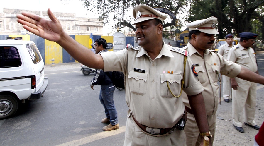 В Индии против полицейского возбуждено дело за халатность при обеспечении безопасности Эмомали Рахмона