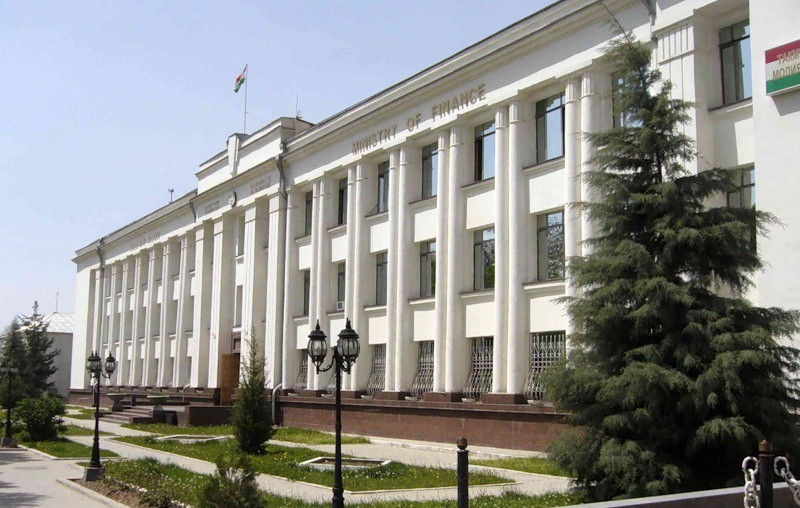 Минфин призывает не сомневаться в платежеспособности Таджикистана