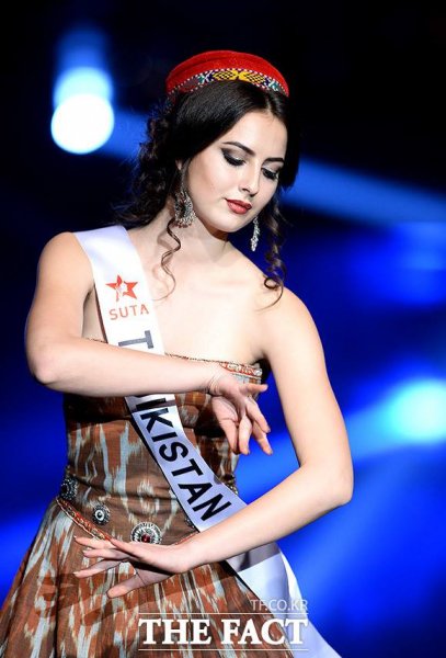 Таджикская модель вошла в первую десятку на мировом конкурсе красоты