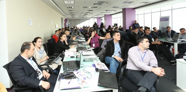 Таджикские журналисты окунулись в мир цифровых технологий