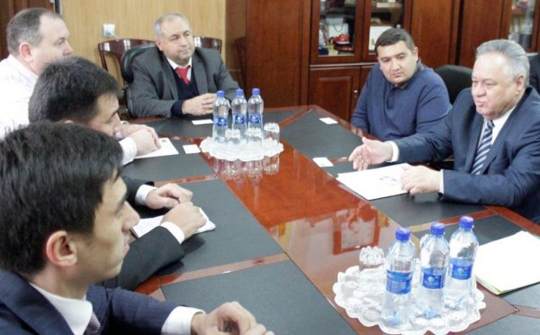 Представители узбекского бизнеса изучают таджикский рынок