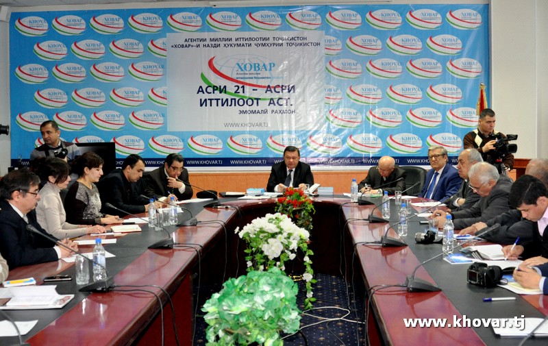 Учёные Таджикистана провели встречи с представителями общественности по разъяснению Послания Лидера нации Парламенту страны