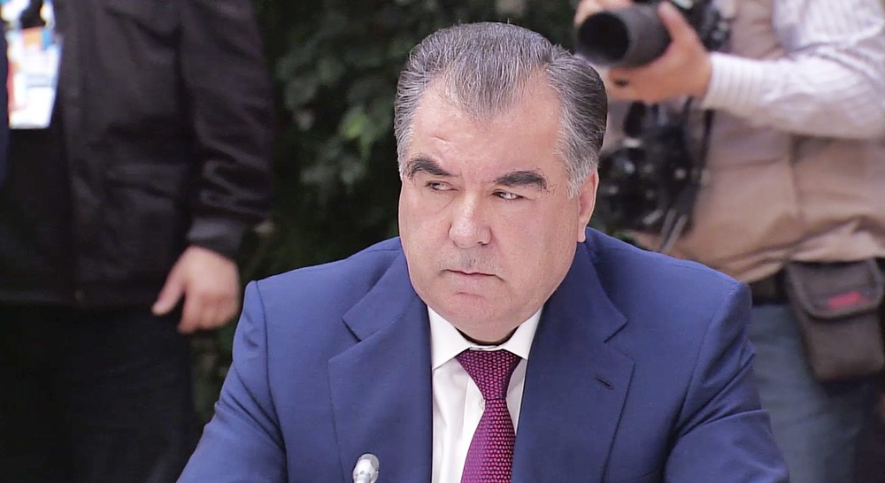 Эмомали Рахмон поручил подготовить проект нового «гуманного» УК Таджикистана