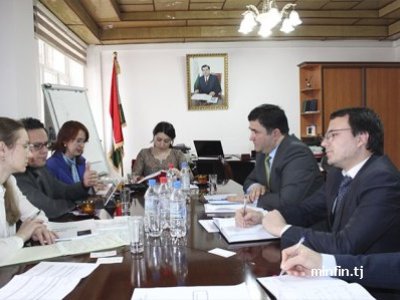 В министерстве финансов Таджикистана обсуждены вопросы создания рабочих мест