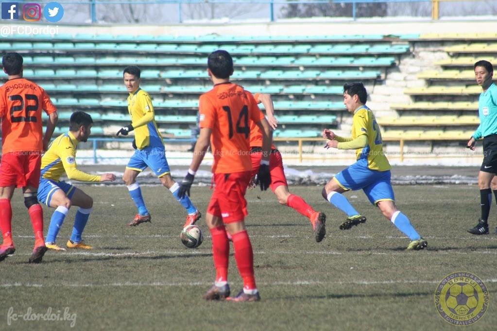 Вице-чемпион Таджикистана по футболу уступил вице-чемпиону Кыргызстана