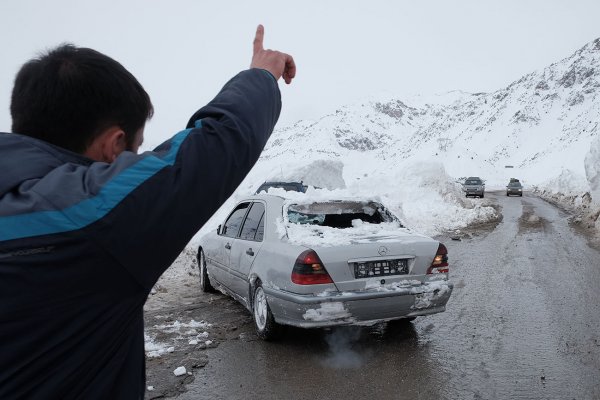 Что случилось на трассе Душанбе - Худжанд в эти выходные?