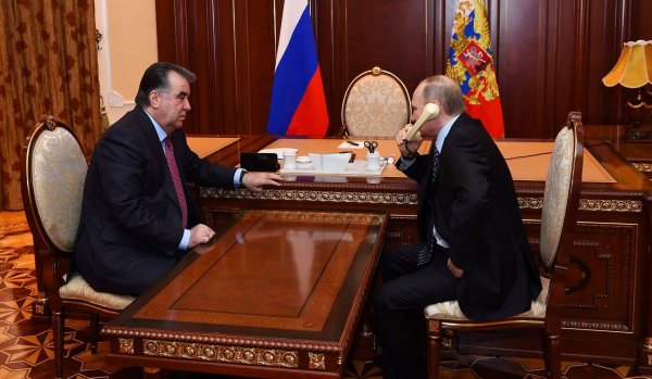Президенты Таджикистана и России поговорили по телефону с туркменским коллегой