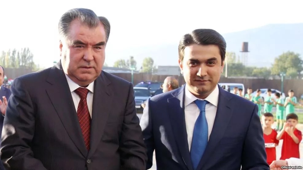 Рустам Эмомали избран депутатом столичного маджлиса