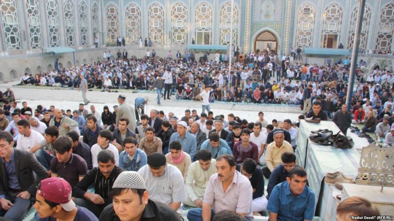 Госдепу рекомендуют сохранить Таджикистан в черном списке нарушителей религиозных свобод