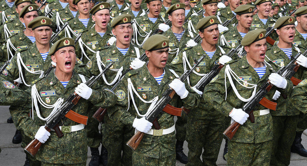Таджикистан - последний по военной мощи в Центральной Азии