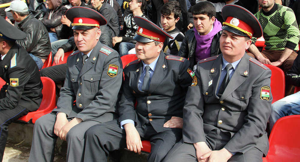 Лицам с двойным гражданством запретят служить в рядах таджикской милиции
