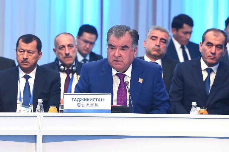 Президент Таджикистана: мир накрыла волна насилия