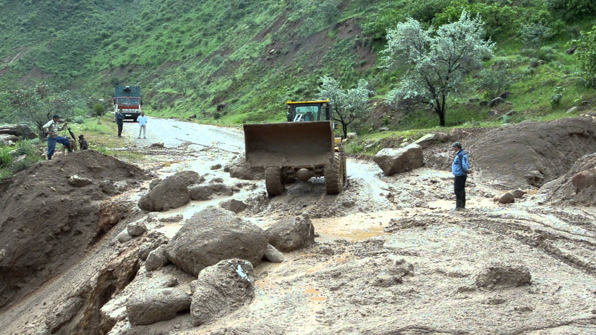 На севере Таджикистана в результате селевого потока погиб мужчина