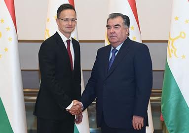 Главу МИД Венгрии приняли президент, спикер парламента, а также его таджикский коллега