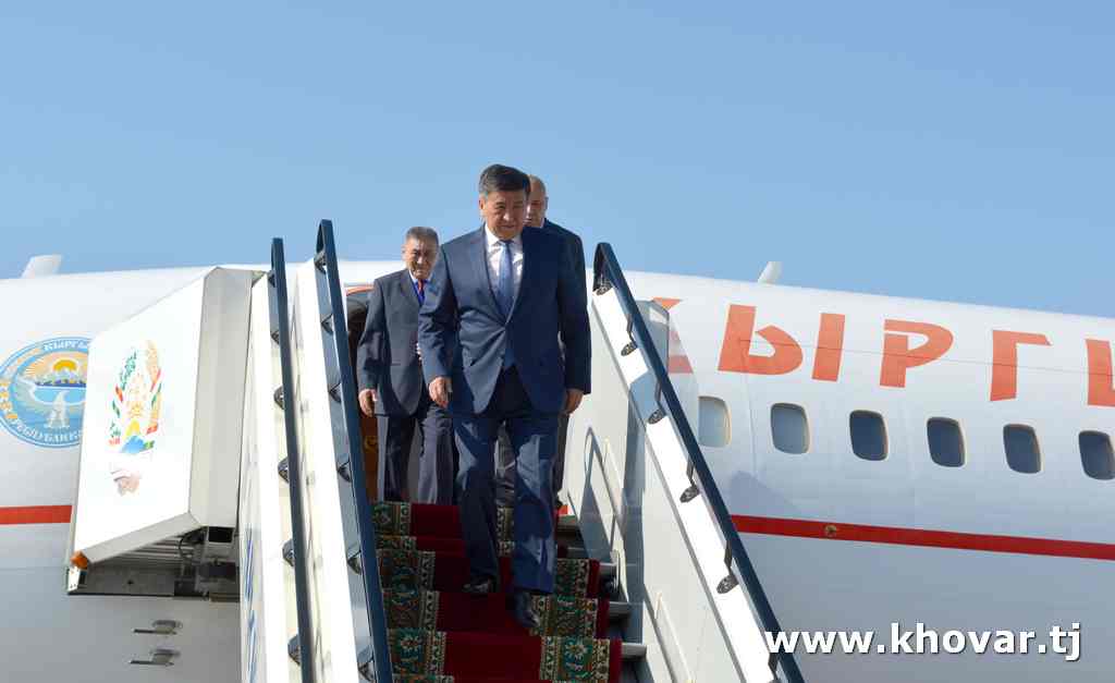 Премьер-министр Кыргызстана Сооронбай Жээнбеков прибыл с рабочим визитом в Таджикистан