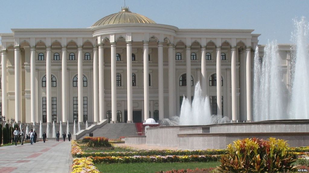 Почему Таджикистан не принял условия Всемирного банка?