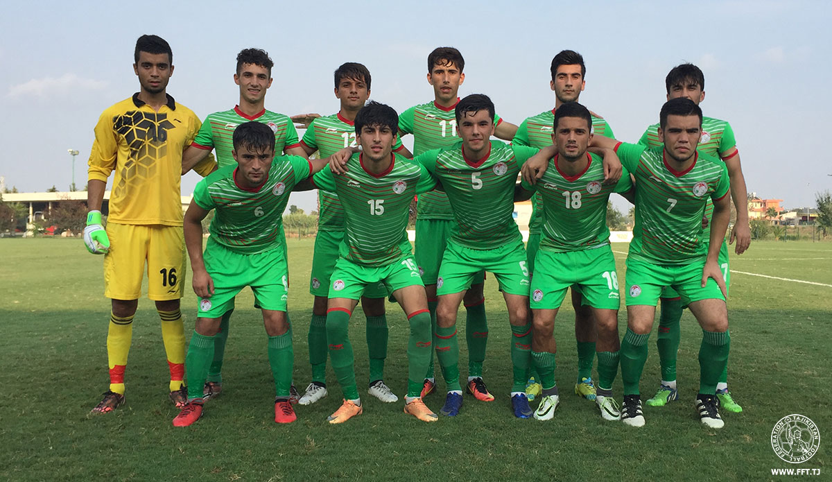 Молодые таджикские футболисты одержали вторую победу на сборах в Турции
