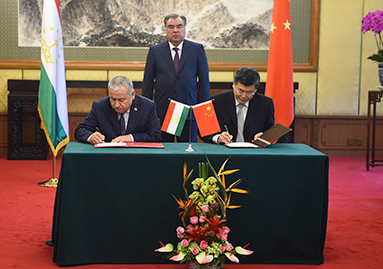 Китай для реконструкции высоковольтной ЛЭП выделит Таджикистану 79 млн долларов