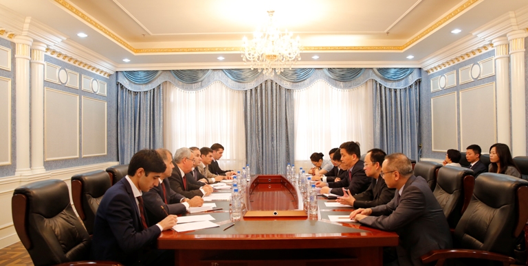 Делегация Китая посетила МИД Таджикистана