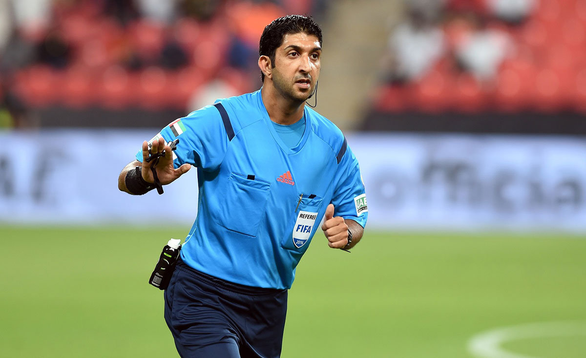 Главным арбитром на поле будет 39-летний рефери ФИФА Мохаммед Абдулла Хасан Мохаммед из ОАЭ