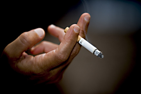 Курение в Таджикистане попало под практически полный запрет