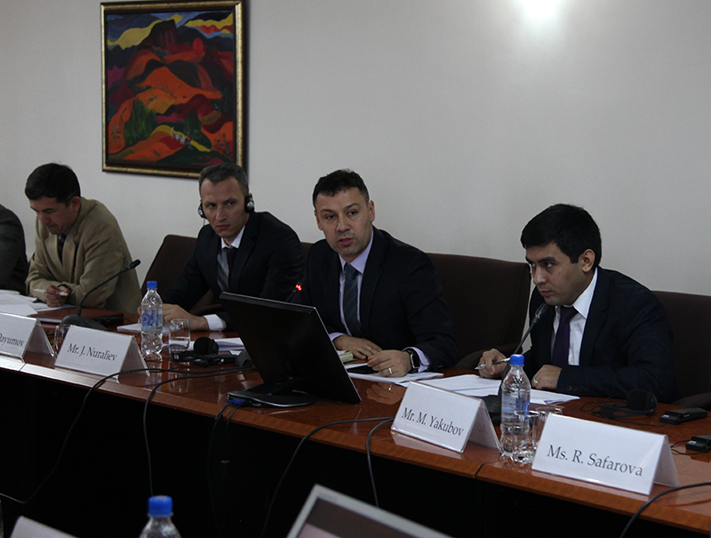 Первый зампред НБТ Джамолиддин Нуралиев встретился с представителями международных финансовых институтов