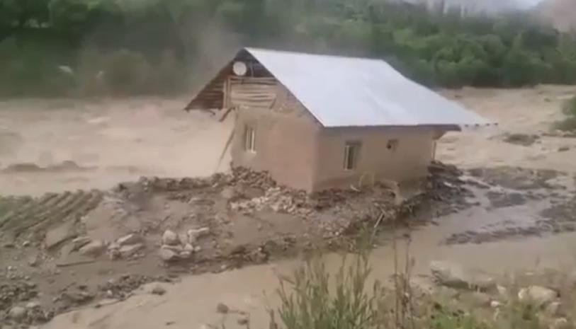 30 граждан Таджикистана погибли в результате стихийных бедствий
