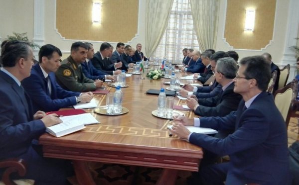 Таджикистан и Россия готовы укреплять взаимодействие по противодействию терроризму