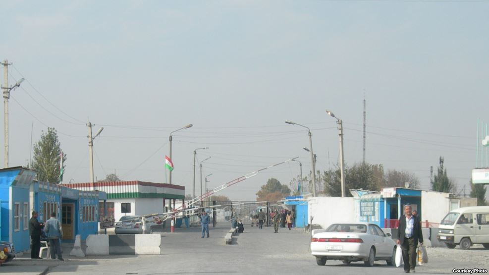 Источник: «Тяжеловесы» смогут поставить точку в споре по границе между Таджикистаном и Узбекистаном