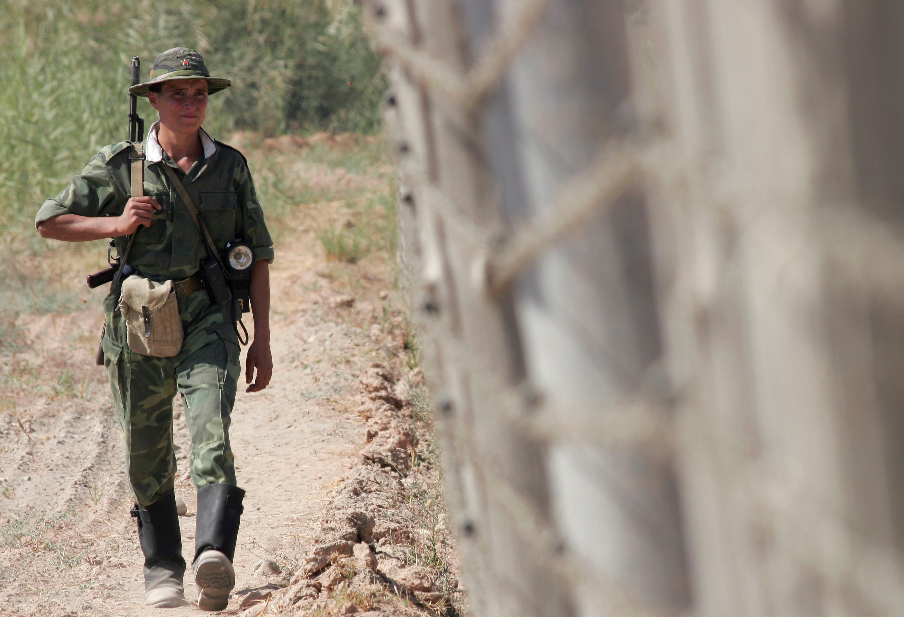 Боестолкновение на таджикско-афганской границе. Изъято более 17 кг героина