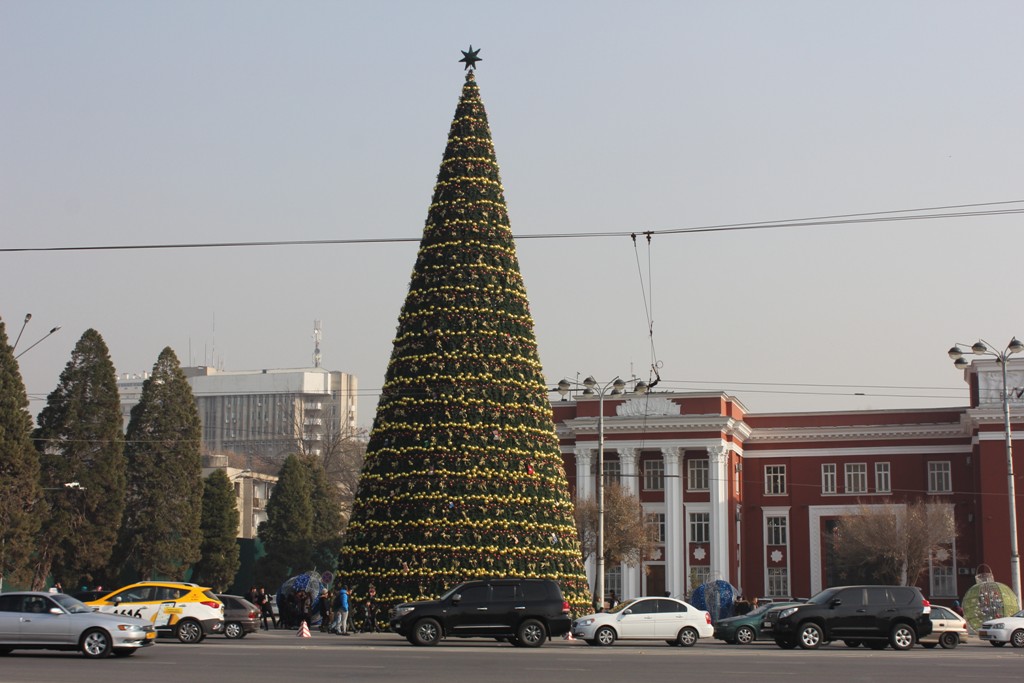 В Новый год погода сделает сюрприз таджикистанцам