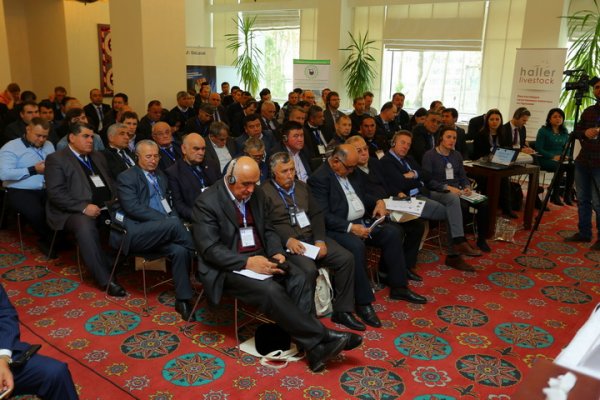 В Душанбе состоялся 4-й инвестиционный Форум по агробизнесу в Таджикистане