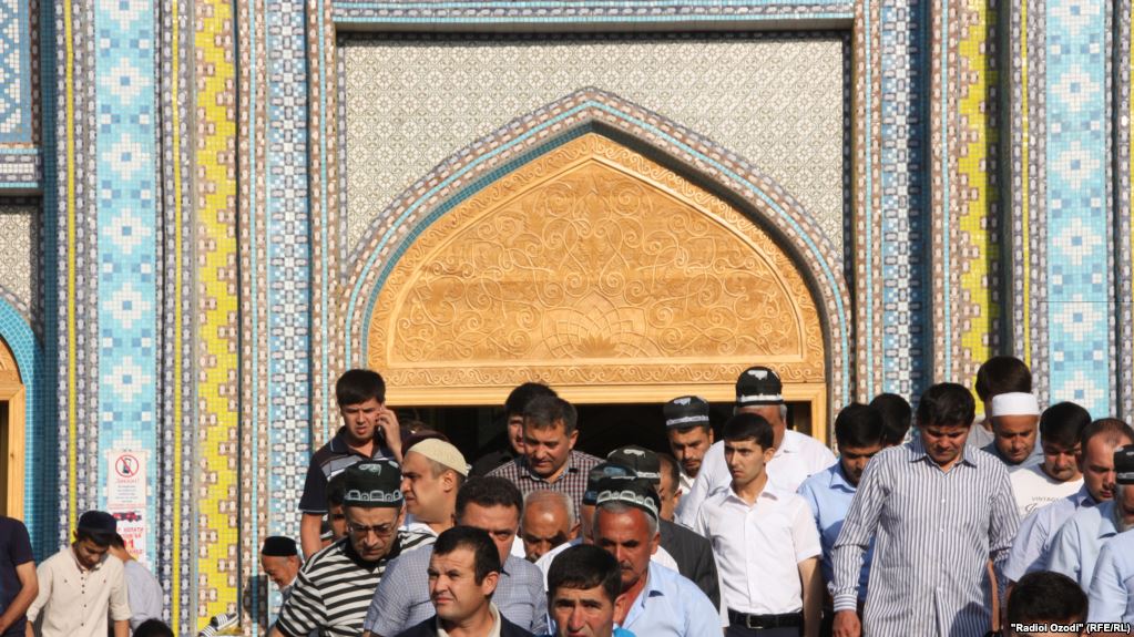 Мечети Таджикистана отныне обязаны отчитаться о своих доходах