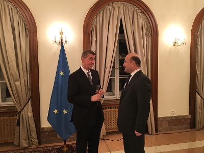 Посол Таджикистана встретился с премьер-министром Чехии