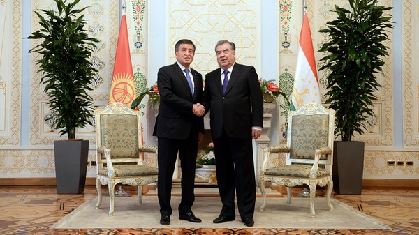 Таджикистан и Кыргызстан подписали ряд документов о двустороннем сотрудничестве в разных сферах
