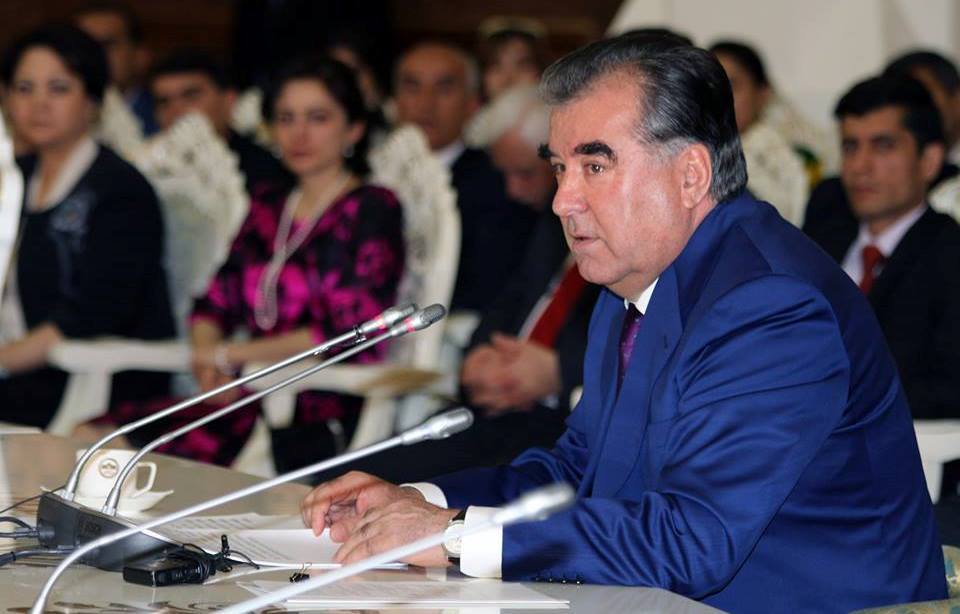 Президент проведет очередную встречу с таджикской интеллигенцией