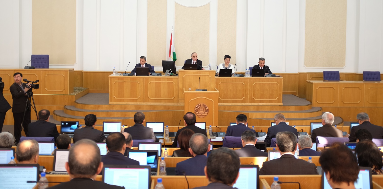 Таджикские депутаты решили дружить с коллегами из Марокко и Словакии