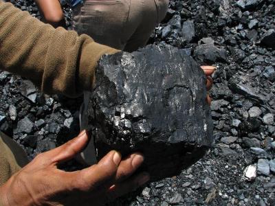В Таджикистане за четыре месяца добыто порядка 268 тыс. тонн угля