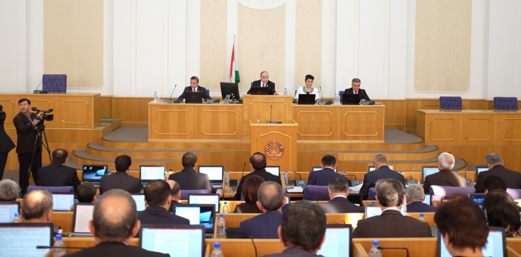 Парламент Таджикистана рассмотрит ряд новых таджикско-узбекских документов