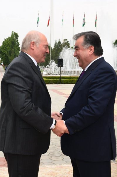 Лукашенко: Я очень хочу, чтобы Таджикистан стал в ряд самых развитых стран