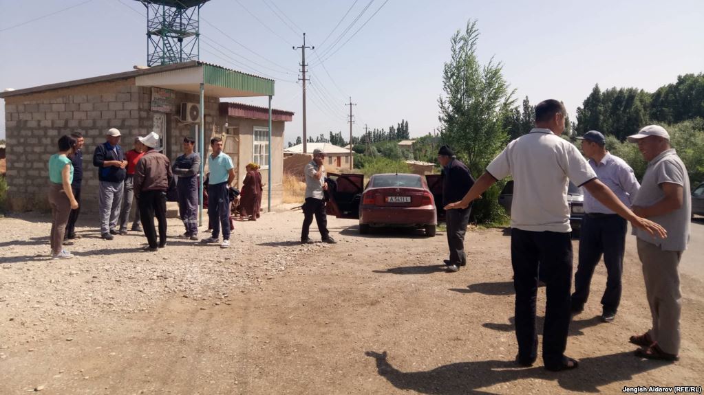 Душанбе и Бишкек договорились поддерживать мир на границе