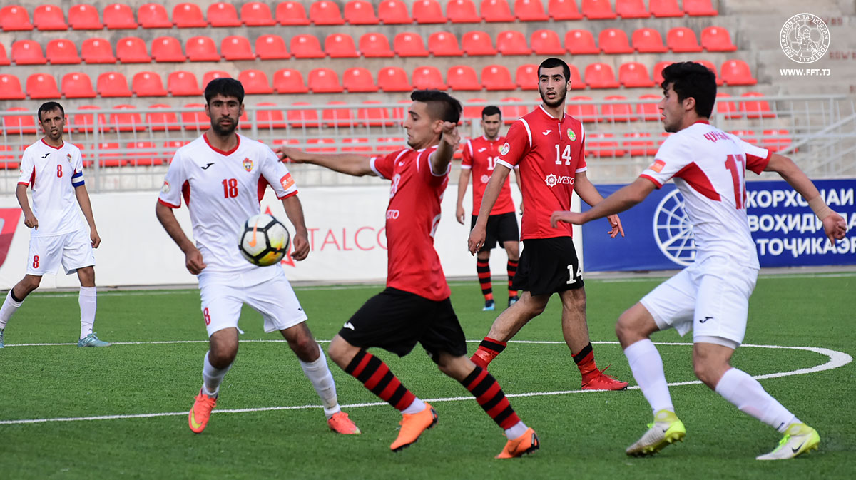 В чемпионате Таджикистана по футболу наступил летний перерыв