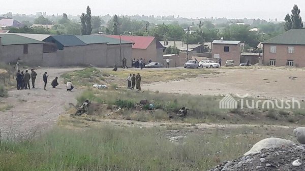 Очередной конфликт: пограничники Кыргызстана задержали пограничников Таджикистана после стрельбы