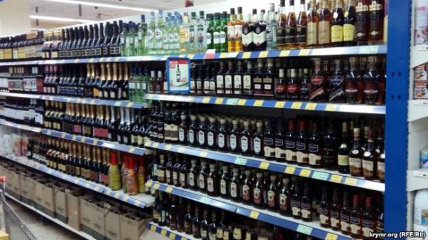 Глава ГБАО: мы не можем запретить продажу алкоголя населению